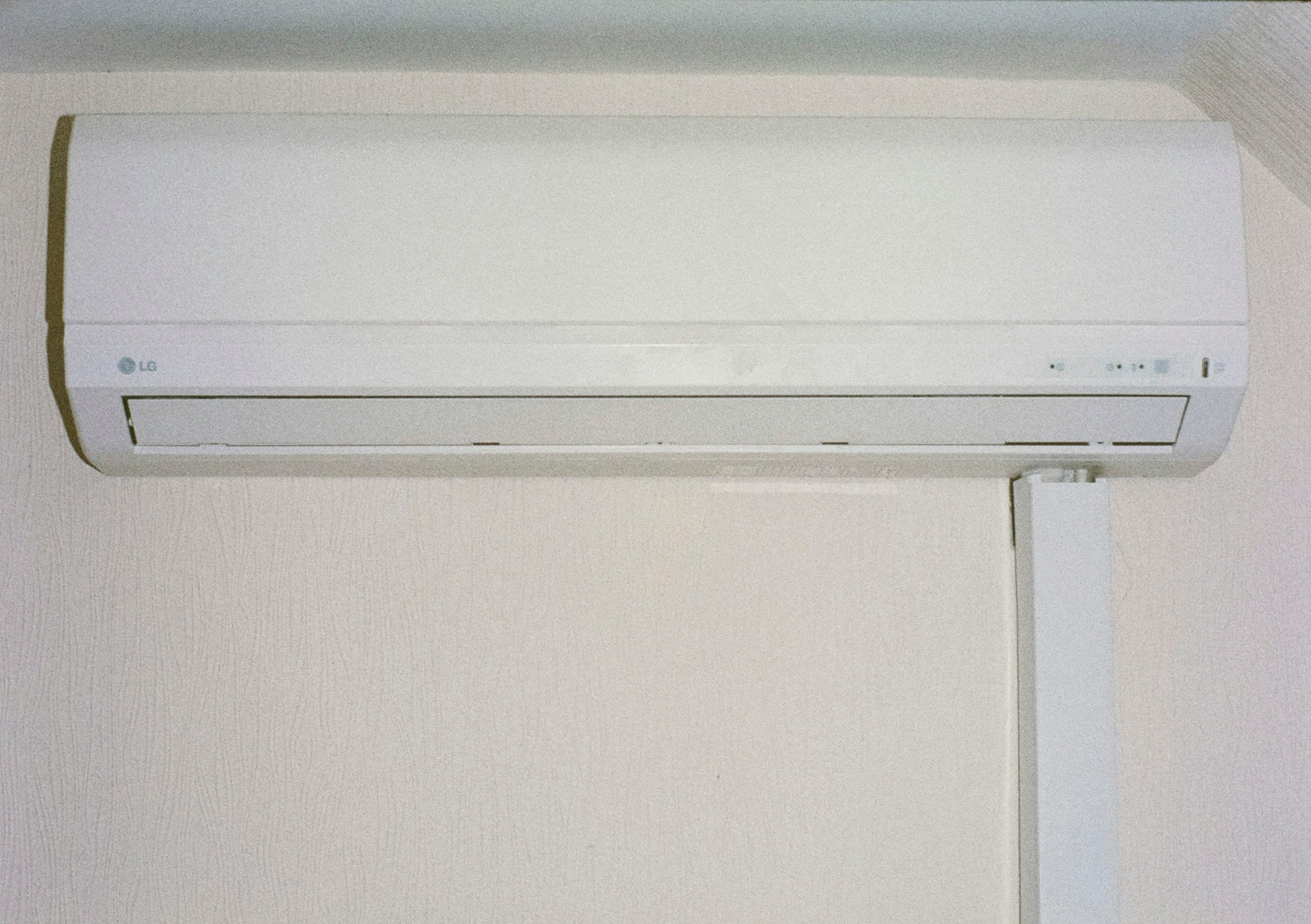 A wall-mounted air conditioning indoor unit
